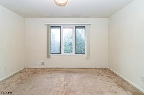 372 Upland Rd, Mountainside, NJ 07092 photo 14
