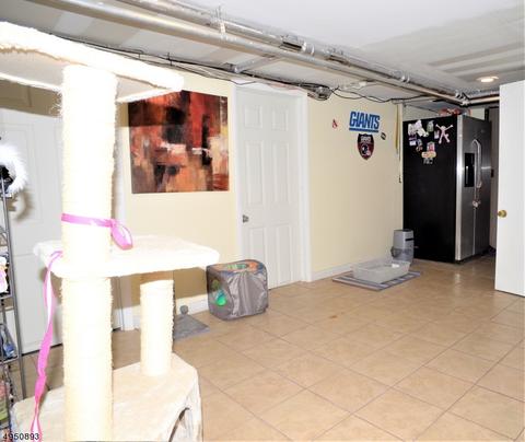 846 Ratzer Rd, Wayne, NJ 07470 photo 18