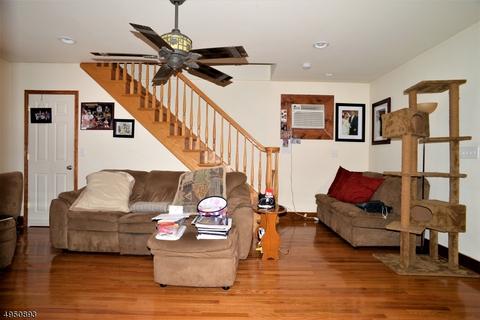 846 Ratzer Rd, Wayne, NJ 07470 photo 5