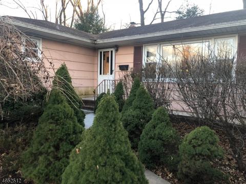 58 Skylark Pl, Clark, NJ 07066 photo 2