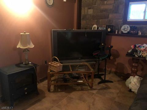 58 Skylark Pl, Clark, NJ 07066 photo 6