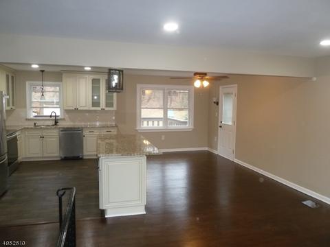 6 Heather Ln, Hackettstown, NJ 07840 photo 4