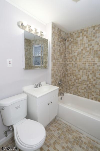 470 Flagg St, Orange, NJ 07050 photo 9