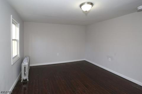 470 Flagg St, Orange, NJ 07050 photo 16