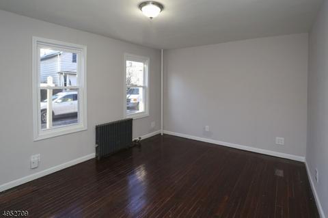 470 Flagg St, Orange, NJ 07050 photo 2