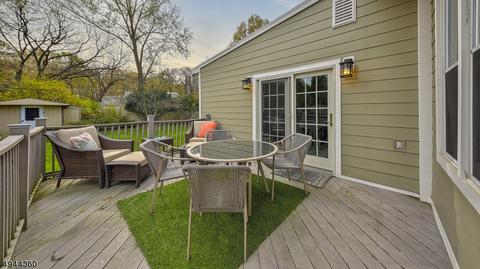 10 Mohawk Dr, Springfield, NJ 07081 photo 24