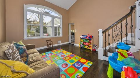 10 Mohawk Dr, Springfield, NJ 07081 photo 11