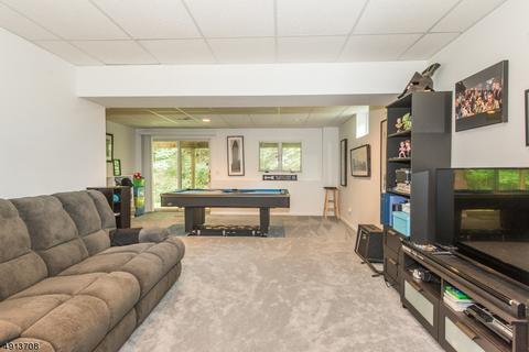 93 Brook Ter, Wayne, NJ 07470 photo 21
