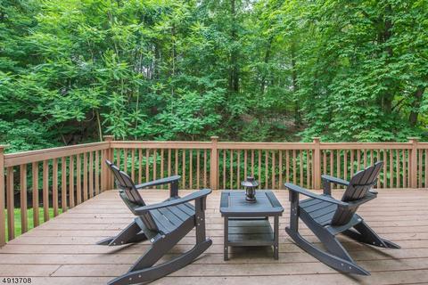 93 Brook Ter, Wayne, NJ 07470 photo 22