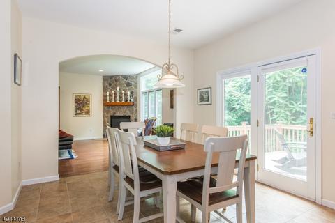 93 Brook Ter, Wayne, NJ 07470 photo 7