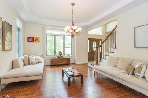 93 Brook Ter, Wayne, NJ 07470 photo 3
