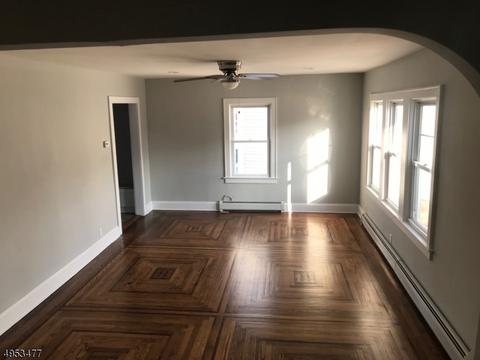 37 Main St, Netcong, NJ 07857 photo 2