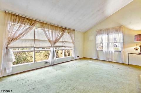 21 Deerhead Dr, Bound Brook, NJ 08805 photo 10