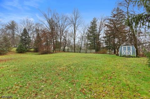 21 Deerhead Dr, Bound Brook, NJ 08805 photo 3