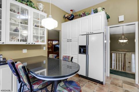 129 Laauwe Ave, Wayne, NJ 07470 photo 9