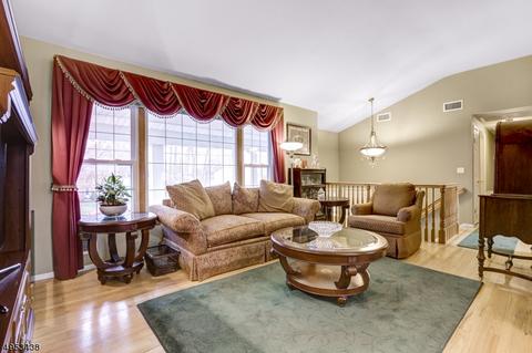129 Laauwe Ave, Wayne, NJ 07470 photo 3