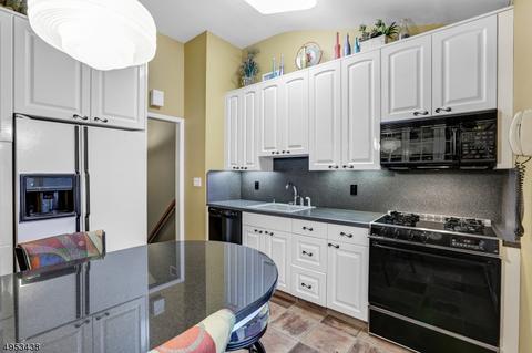 129 Laauwe Ave, Wayne, NJ 07470 photo 8