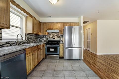21 Seabury St, Newark, NJ 07104 photo 14