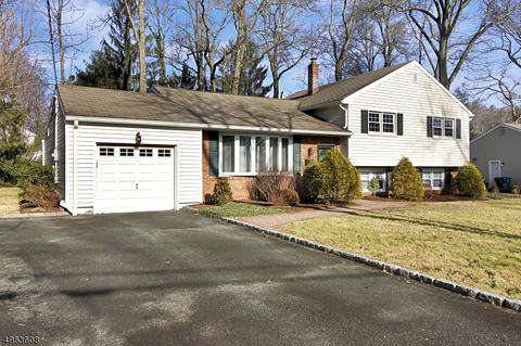 12 Whitney Dr, Berkeley Heights, NJ 07922 photo 1