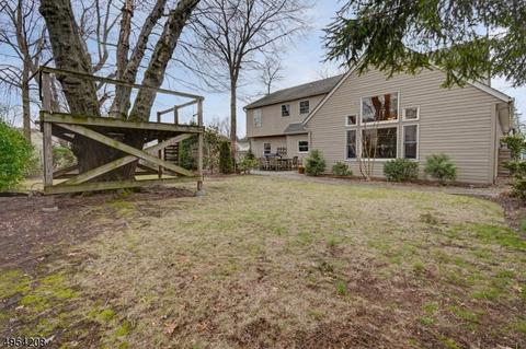 376 Hickory Ave, Paramus, NJ 07652 photo 23