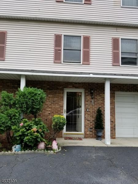 207 E Main St, Prospect Park, NJ 07508 photo 3