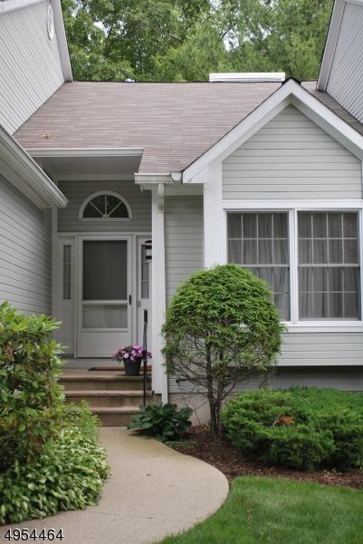 104 Worcester Dr, Wayne, NJ 07470 photo 1