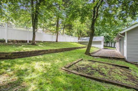 19 Laurel Dr, Wayne, NJ 07470 photo 23