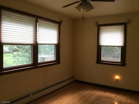14 Arbor Rd, Wayne, NJ 07470 photo 12
