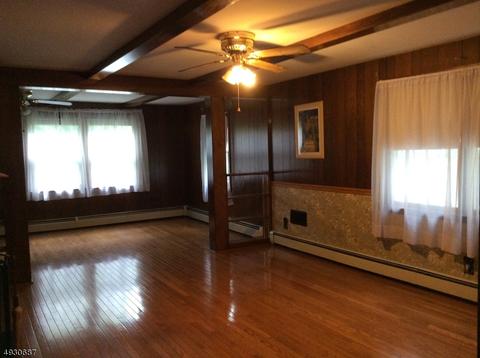 14 Arbor Rd, Wayne, NJ 07470 photo 4