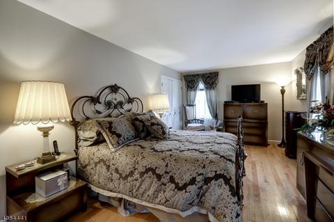 59 Rolling Hills Dr, Wayne, NJ 07470 photo 17