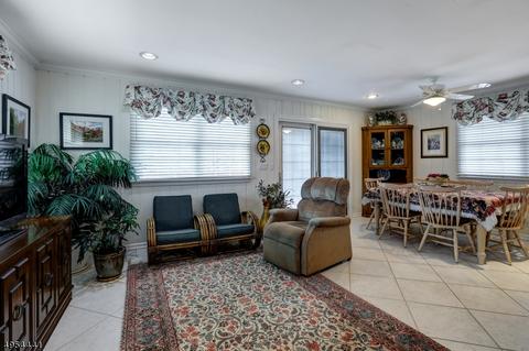 59 Rolling Hills Dr, Wayne, NJ 07470 photo 9