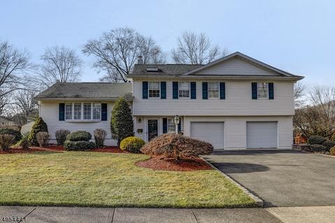 59 Rolling Hills Dr, Wayne, NJ 07470 photo 1