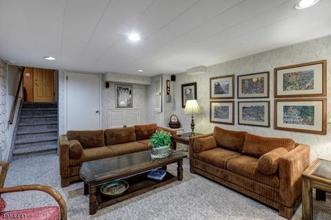 59 Rolling Hills Dr, Wayne, NJ 07470 photo 21