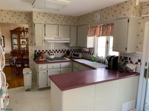14 Evers Ct, Wayne, NJ 07470 photo 7