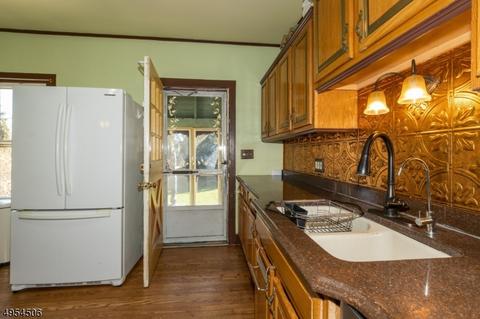 303 Grand Ave, Hackettstown, NJ 07840 photo 14