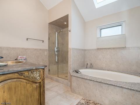 72 Carol Pl, Wayne, NJ 07470 photo 16