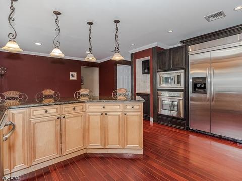 72 Carol Pl, Wayne, NJ 07470 photo 9