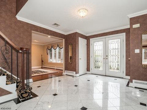 72 Carol Pl, Wayne, NJ 07470 photo 3