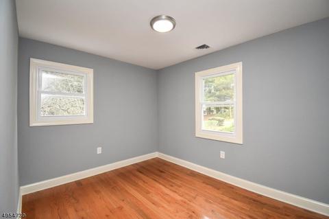 9 Rolling View Dr, Hackettstown, NJ 07840 photo 10