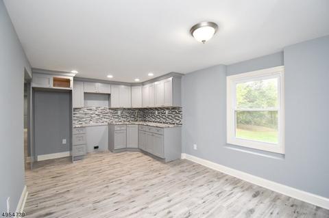 9 Rolling View Dr, Hackettstown, NJ 07840 photo 21