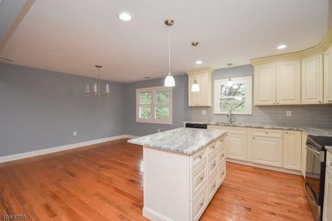 9 Rolling View Dr, Hackettstown, NJ 07840 photo 6