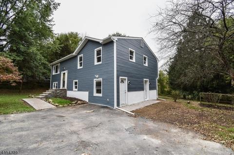 9 Rolling View Dr, Hackettstown, NJ 07840 photo 2