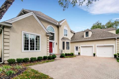 17 Augusta Ct, Montgomery, NJ 08558 photo 2