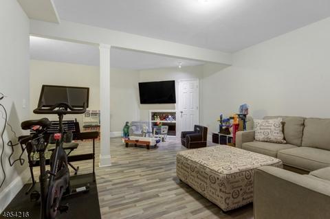 15 Colfax Rd, Springfield, NJ 07081 photo 22