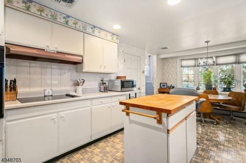 2 Chestnut St, Stanhope, NJ 07874 photo 6