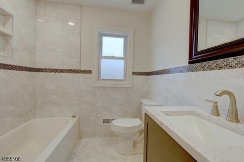 40 Jerome Pl, Wayne, NJ 07470 photo 17