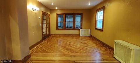 634 E 3rd Ave, Roselle, NJ 07203 photo 8