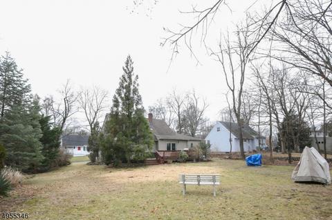 1 Beverly Ln, Waldwick, NJ 07463 photo 17