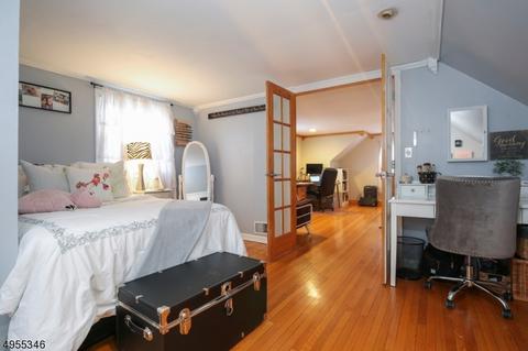 1 Beverly Ln, Waldwick, NJ 07463 photo 13