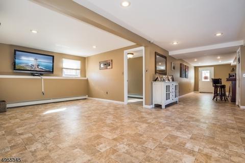 73 Baldwin Ter, Wayne, NJ 07470 photo 24
